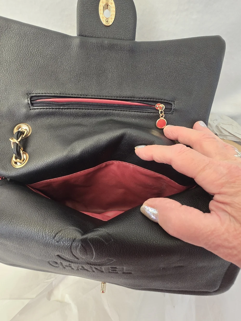 Faux Women’s Classic Black Quilted Shoulder Bag Gold Hardward Box Docs Dustbag - Picture 10 of 14